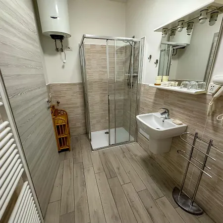 Sg - Casa Laura بيت ضيافة