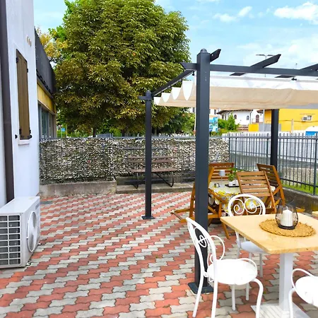 Sg - Casa Laura بيت ضيافة بسكييرا ديل غاردا