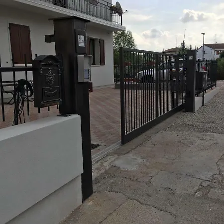 Sg - Casa Laura بسكييرا ديل غاردا