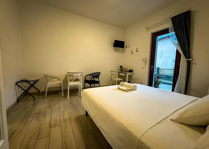 Гостевой дом Sg - Casa Laura Пескьера-дель-Гарда