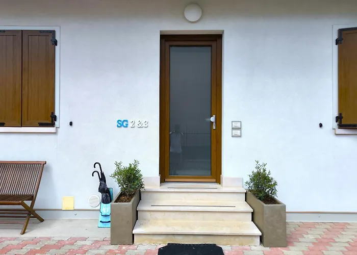 Sg - Casa Laura Гостевой дом Пескьера-дель-Гарда