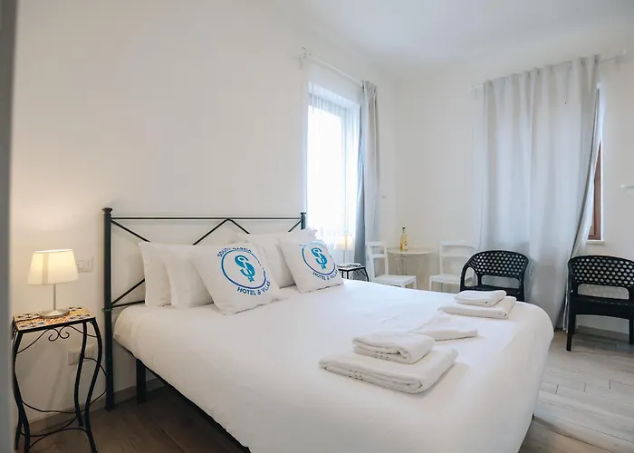 Sg - Casa Laura Гостевой дом