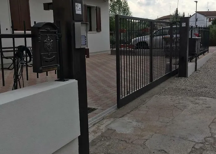 Sg - Casa Laura Пескьера-дель-Гарда